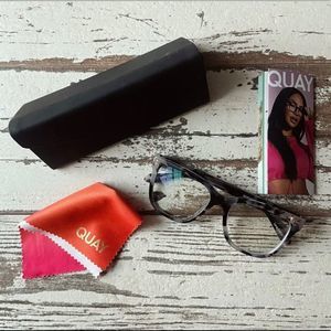 NEW Quay Wired Oversized Bluelight Glasses